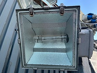 Lichtmast met 4 lampen - afbeelding 16 van  17