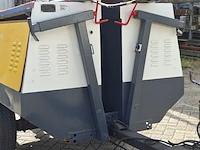 Lichtmast met generator, kubota, 1996 - afbeelding 4 van  25
