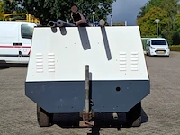 Lichtmast met generator, kubota, 1996 - afbeelding 20 van  25