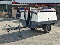 Lichtmast met generator, kubota, 1996 - afbeelding 24 van  25