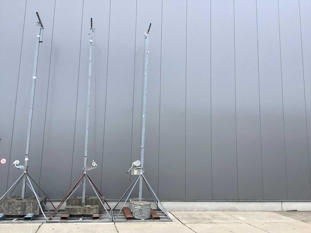 Lichtmast neerhaalbaar (6x) - afbeelding 1 van  3