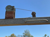 Lichtmast op betonnen voet - afbeelding 5 van  5