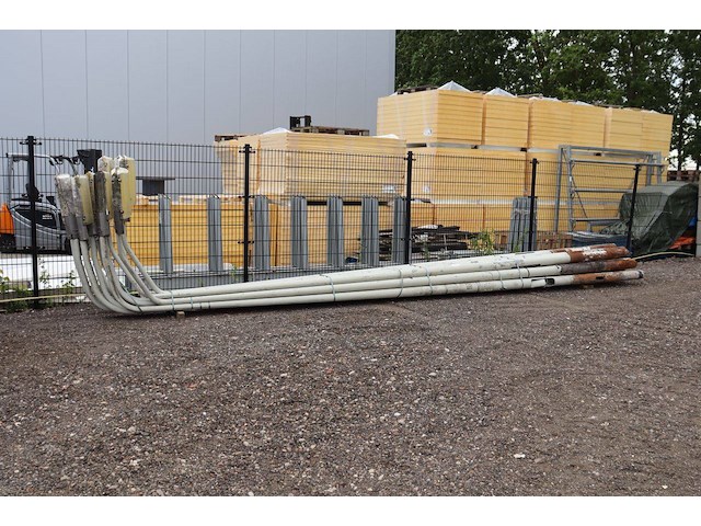 Lichtmasten 15 stuks met philips armaturen - afbeelding 1 van  1
