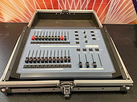 Lichtmengtafel - lsc - minim 12/24 fx dmx controller - afbeelding 1 van  5