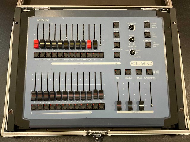 Lichtmengtafel - lsc - minim 12/24 fx dmx controller - afbeelding 2 van  5