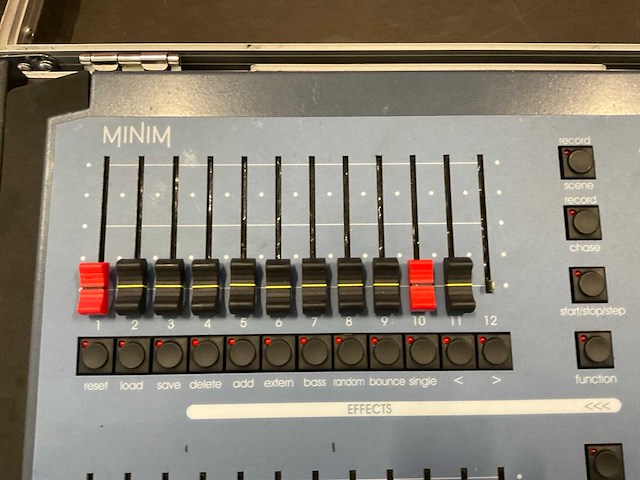 Lichtmengtafel - lsc - minim 12/24 fx dmx controller - afbeelding 3 van  5