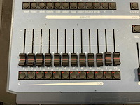 Lichtmengtafel - lsc - minim 12/24 fx dmx controller - afbeelding 4 van  5