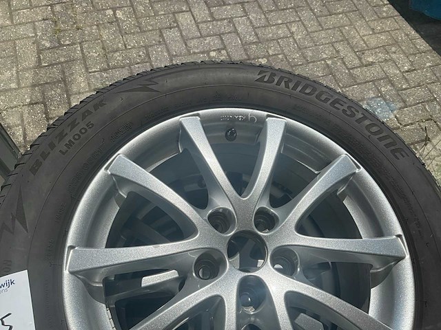 Lichtmetalen velgen 17inch - afbeelding 3 van  3