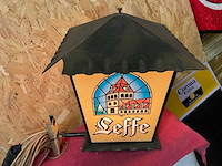 Lichtreclame gevel leffe - afbeelding 4 van  5