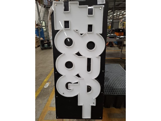 Lichtreclame 'hooghoudt' - afbeelding 2 van  3