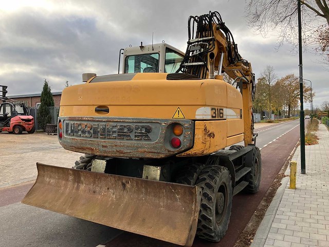 Liebherr - 2008 - a316 litronic - banden graafmachine - afbeelding 18 van  22