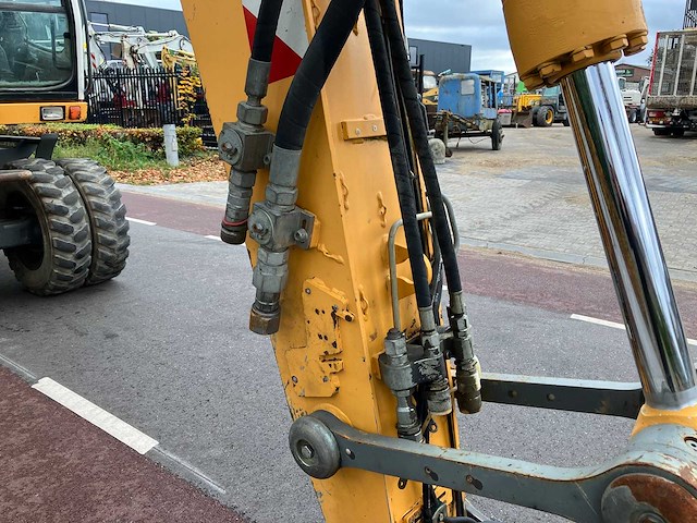 Liebherr - 2008 - a316 litronic - banden graafmachine - afbeelding 21 van  22