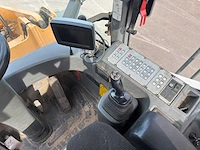 Liebherr - 2009 - l566 - wiellader - afbeelding 8 van  18