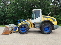 Liebherr - 2014 - l524 - incl. bak en vorken - shovel - afbeelding 1 van  11