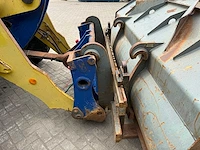 Liebherr - 2014 - l524 - incl. bak en vorken - shovel - afbeelding 12 van  15