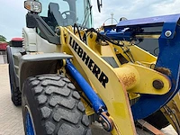 Liebherr - 2014 - l524 - incl. bak en vorken - shovel - afbeelding 11 van  22