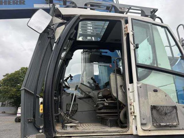 Liebherr - 2017 - liebherr r926 - rupsgraafmachine - afbeelding 28 van  30