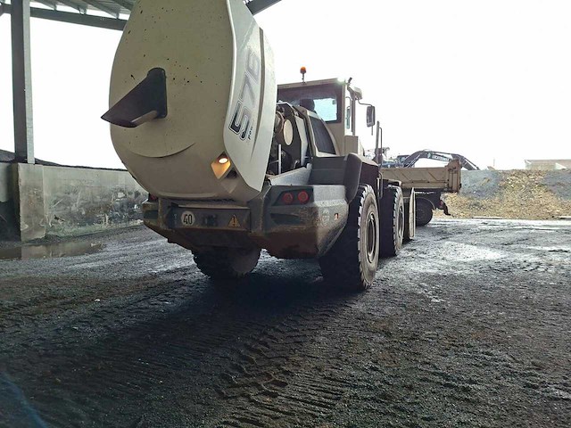 Liebherr - 2018 - l5676 x power - shovel - afbeelding 13 van  29