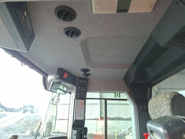 Liebherr - 2018 - l5676 x power - shovel - afbeelding 17 van  29