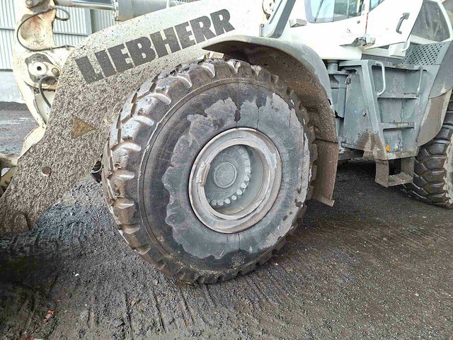Liebherr - 2018 - l5676 x power - shovel - afbeelding 22 van  29