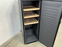 Liebherr - 210 007 - smart wijnklimaatkast - afbeelding 2 van  2