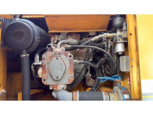 Liebherr - a900c - met kenteken - mobiele graafmachine - afbeelding 12 van  12