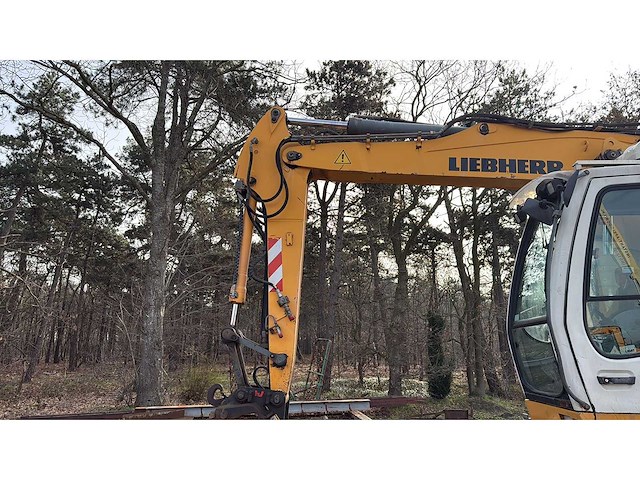 Liebherr - a900c - met kenteken - mobiele graafmachine - afbeelding 10 van  11