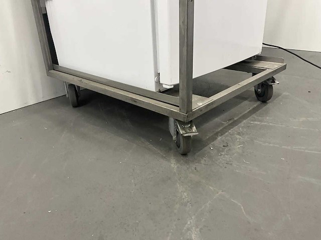 Liebherr - gkv 4310 - koelkast in mobiel rvs frame - afbeelding 7 van  8