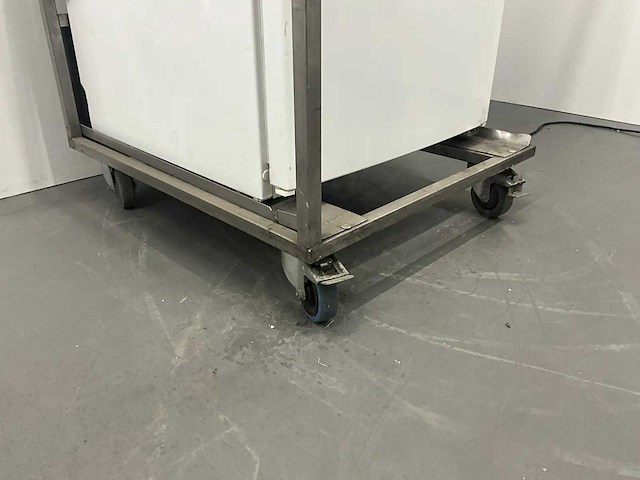 Liebherr - gkv 4310 - koelkast in mobiel rvs frame - afbeelding 4 van  8