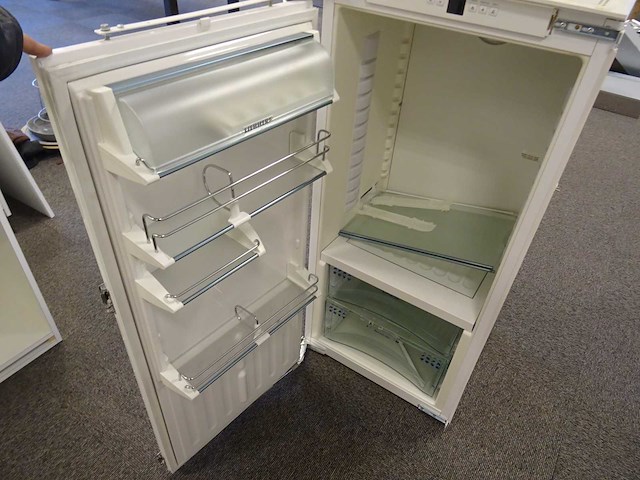 Liebherr - premiumplus biofresh 16224 - inbouwkoelkast - afbeelding 2 van  3