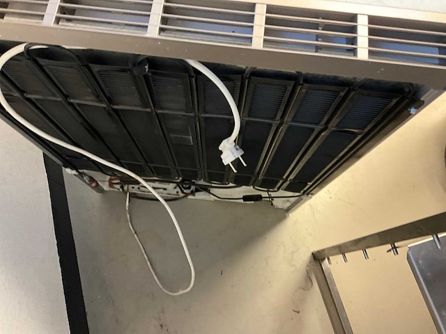 Liebherr - rvs koelkast met vriesvak - afbeelding 3 van  9