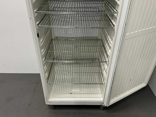 Liebherr - ugk 6400 - vrieskast - afbeelding 6 van  7