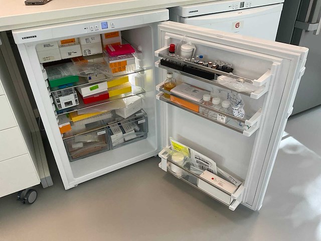 Liebherr 1760 index 22 laboratorium koelkast - afbeelding 2 van  2