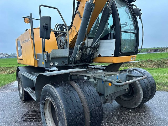 Liebherr 920 lithronic banden kraan - afbeelding 2 van  27