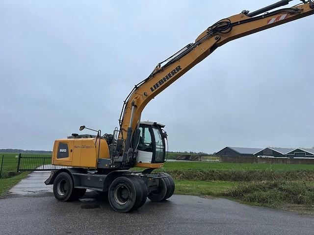 Liebherr 920 lithronic banden kraan - afbeelding 6 van  27