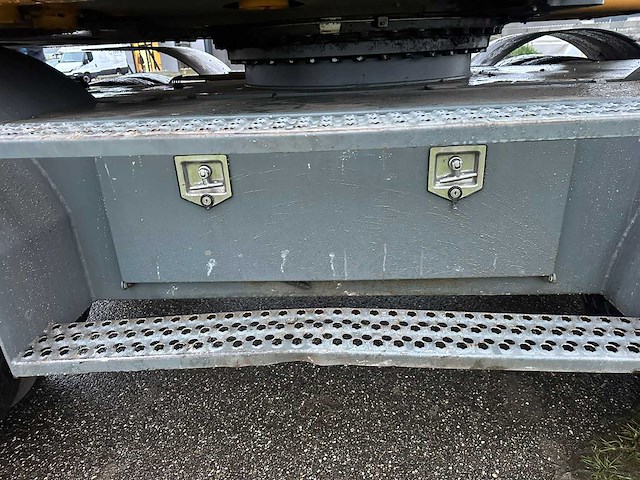 Liebherr 920 lithronic banden kraan - afbeelding 20 van  27