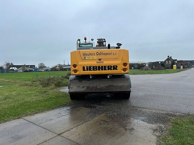 Liebherr 920 lithronic banden kraan - afbeelding 26 van  27