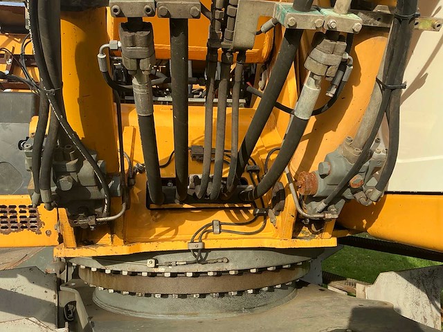 Liebherr a 934 c overslag kraan - afbeelding 11 van  78