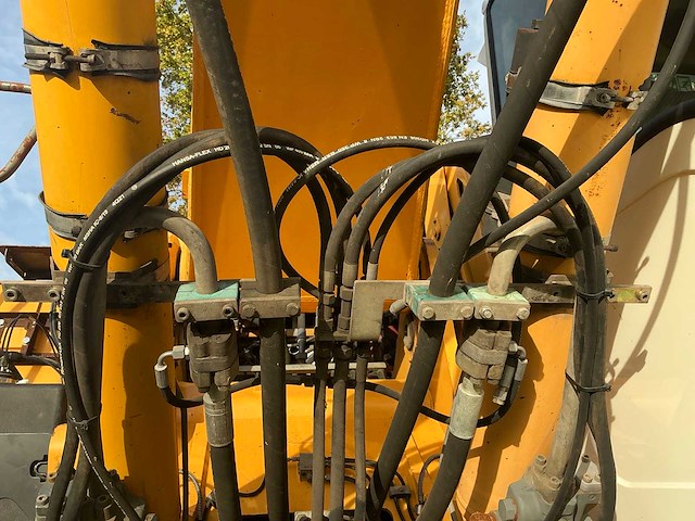 Liebherr a 934 c overslag kraan - afbeelding 13 van  78