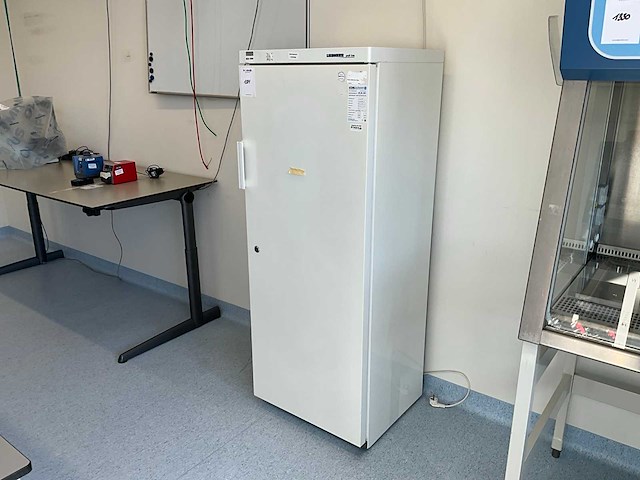 Liebherr fks 3600 laboratoriumkoelkast - afbeelding 1 van  5