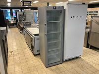 Liebherr fkvsi 4113 glasdeur koelkast - afbeelding 1 van  7