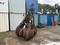 Liebherr gm 72 poliepgrijper - afbeelding 1 van  9