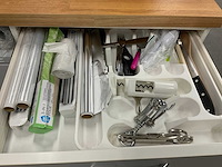 Liebherr keukenmeubel met koelkast en apparatuur - afbeelding 11 van  13