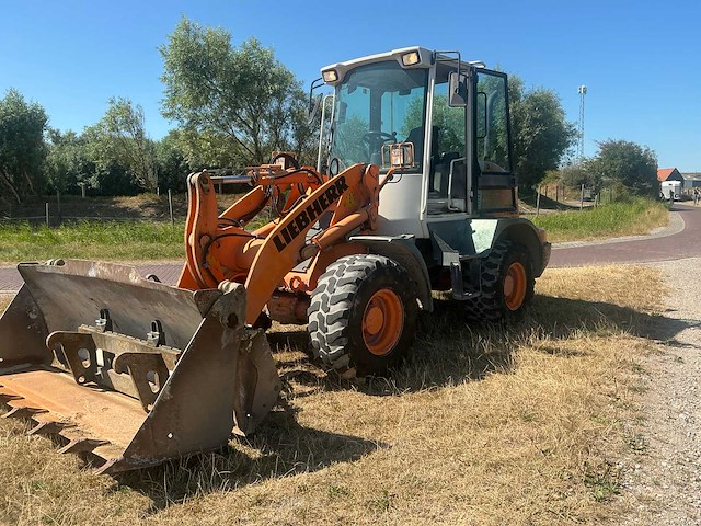 Liebherr l509 shovel - afbeelding 14 van  16