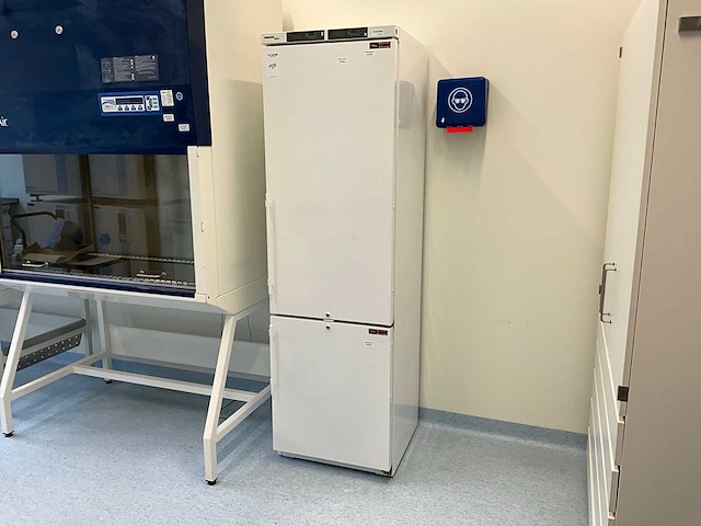Liebherr lcv 4010 mediline laboratorium koelkast/vriezer combinatie - afbeelding 1 van  6