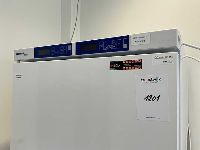 Liebherr lcv 4010 mediline laboratorium koelkast/vriezer combinatie - afbeelding 3 van  4