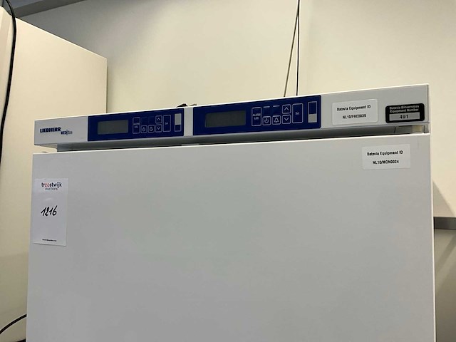 Liebherr lcv 4010 mediline laboratorium koelkast/vriezer combinatie - afbeelding 3 van  6