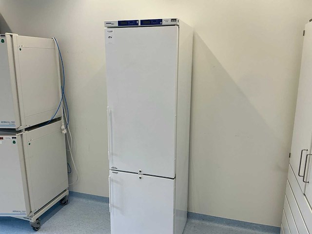 Liebherr lcv 4010 mediline laboratorium koelkast/vriezer combinatie - afbeelding 1 van  9