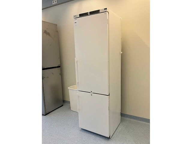 Liebherr lcv 4010 mediline laboratorium koelkast/vriezer combinatie - afbeelding 2 van  8