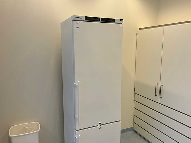 Liebherr lcv 4010 mediline laboratorium koelkast/vriezer combinatie - afbeelding 3 van  8